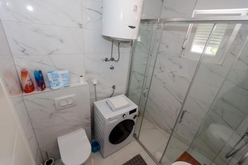 Apartman Skver Τούζλα Εξωτερικό φωτογραφία