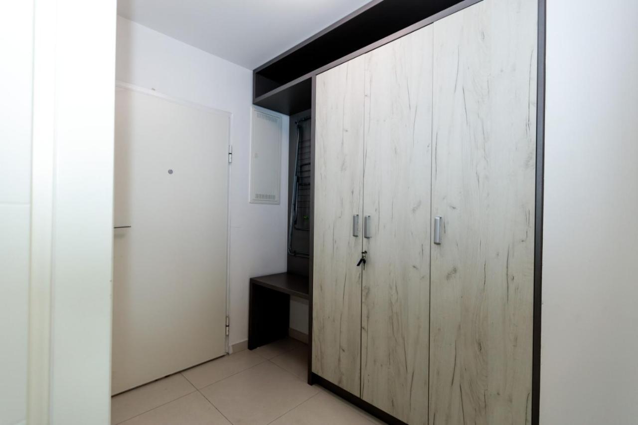 Apartman Skver Τούζλα Εξωτερικό φωτογραφία